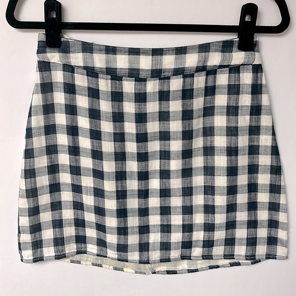 Forever 21 Dresses & Skirts - Gingham Mini Skirt, Navy/White, Medium
